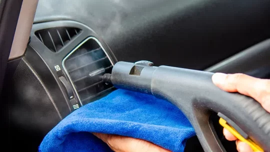 Limpeza do Ar Condicionado Automotivo (Carro): Como usar o Spray higienizador