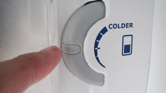 Como saber se o termostato da geladeira está com defeito?